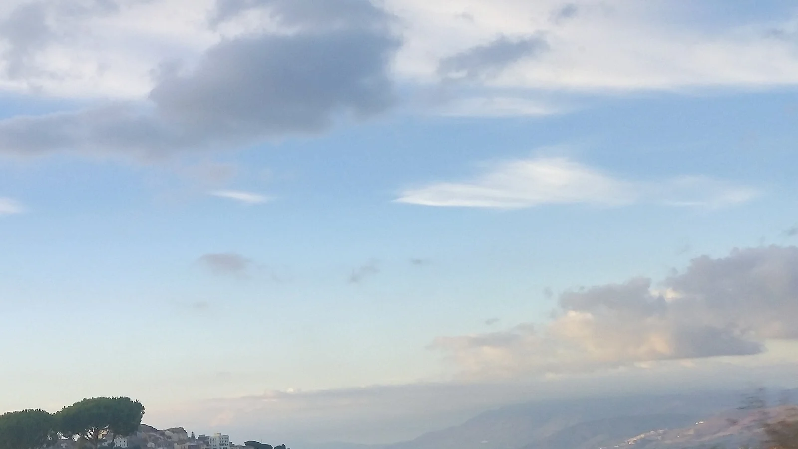 Nuvole sulle colline